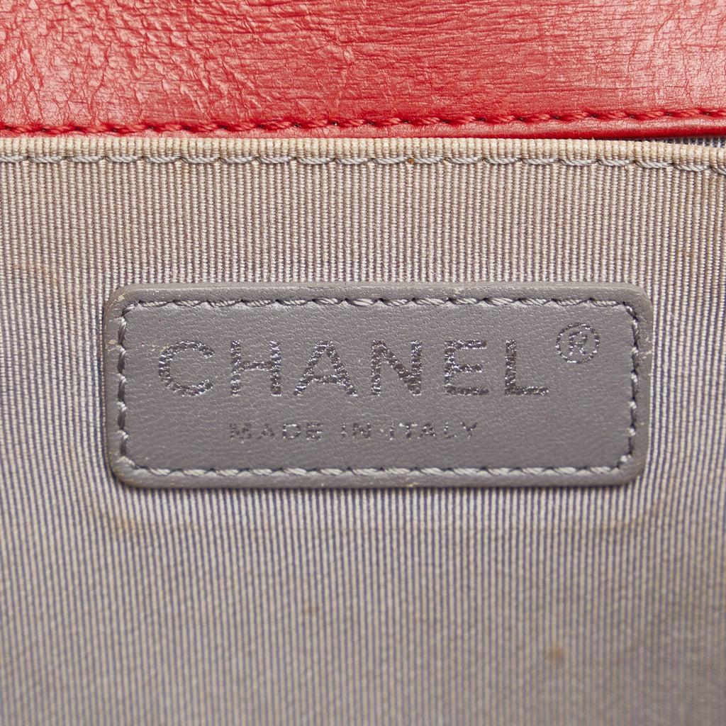 Second hand Chanel Boy Medium Calfskin Leather Double Stitch Quilted Shoulder Bag Red - Tabita Bags