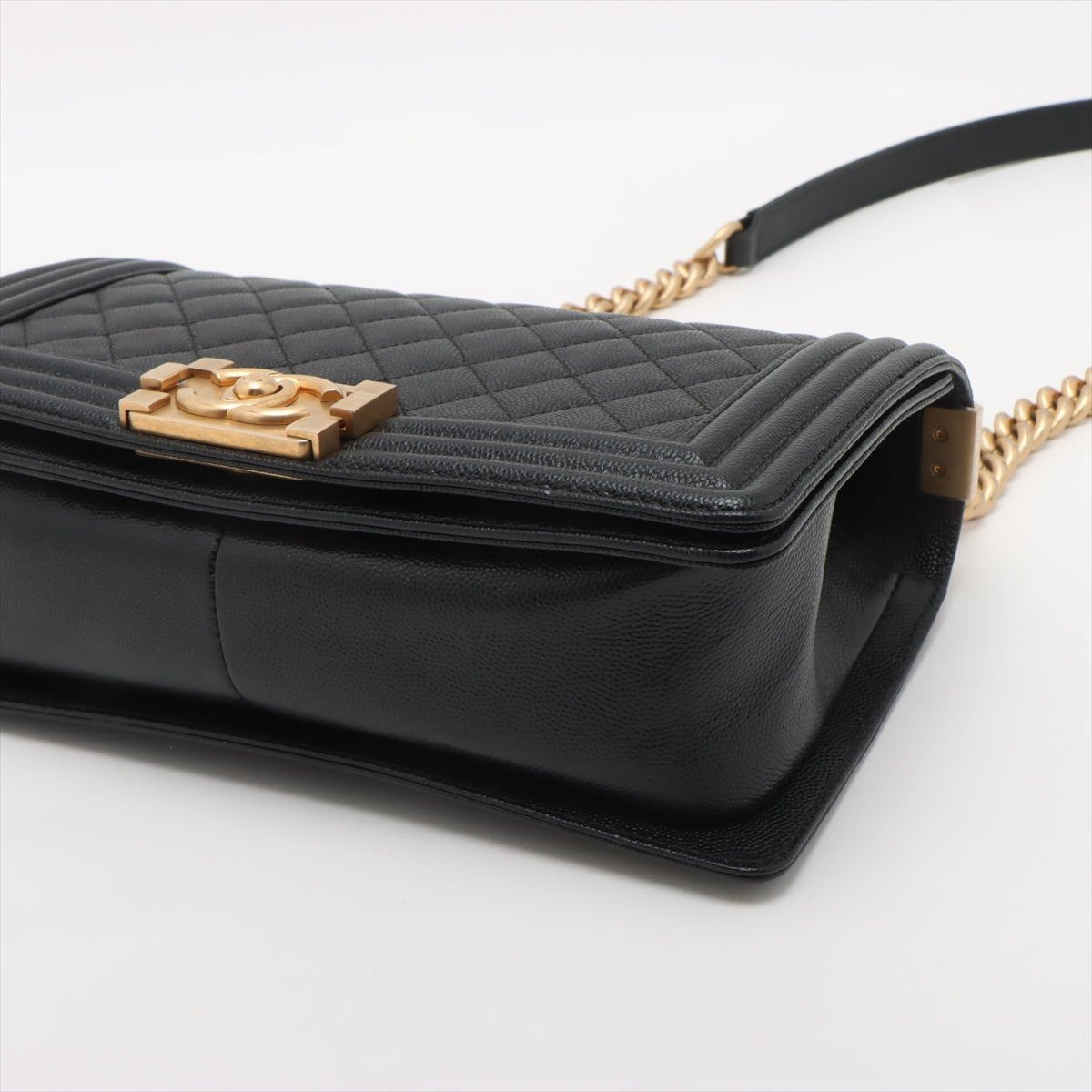 Second hand Chanel Boy Medium Caviar Leather Quilted Shoulder Bag Black - Tabita Bags