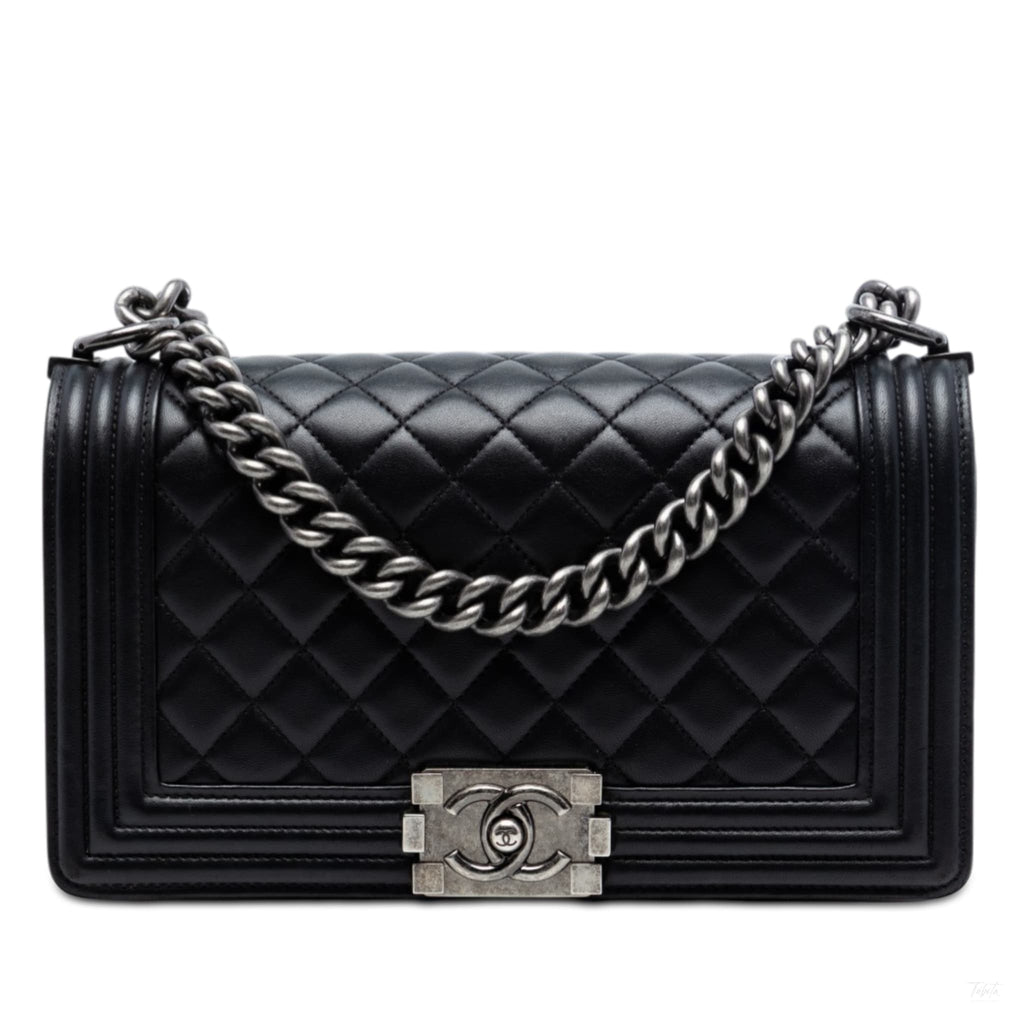 Second hand Chanel Boy Medium Quilted Lambskin Leather Bag Black - Tabita Bags
