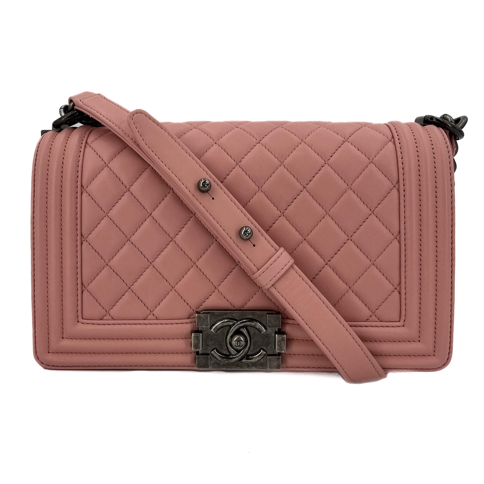 Second hand Chanel Boy Medium Quilted Lambskin Leather Bag Pink - Tabita Bags