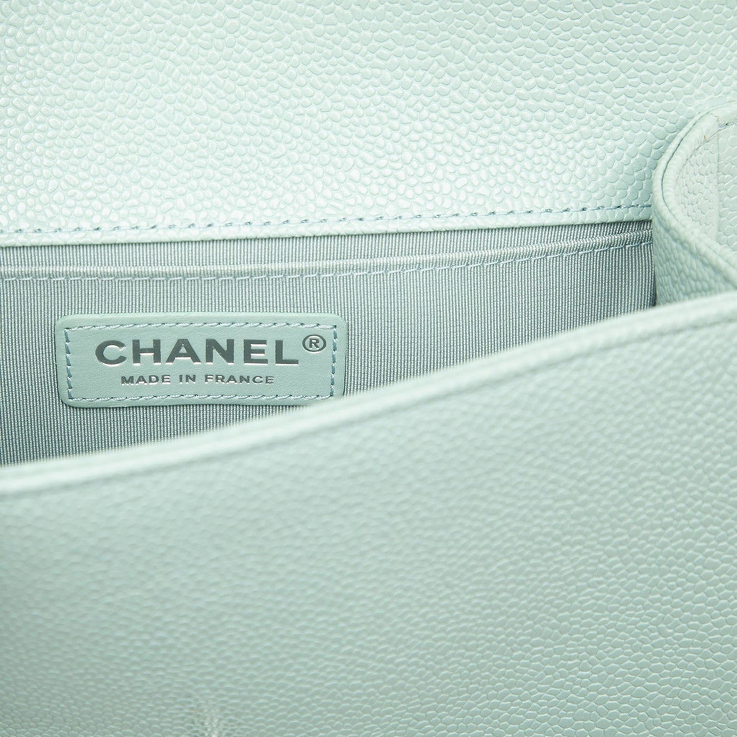 Second hand Chanel Boy Small Caviar Leather Chevron Flap Shoulder Bag Green - Tabita Bags