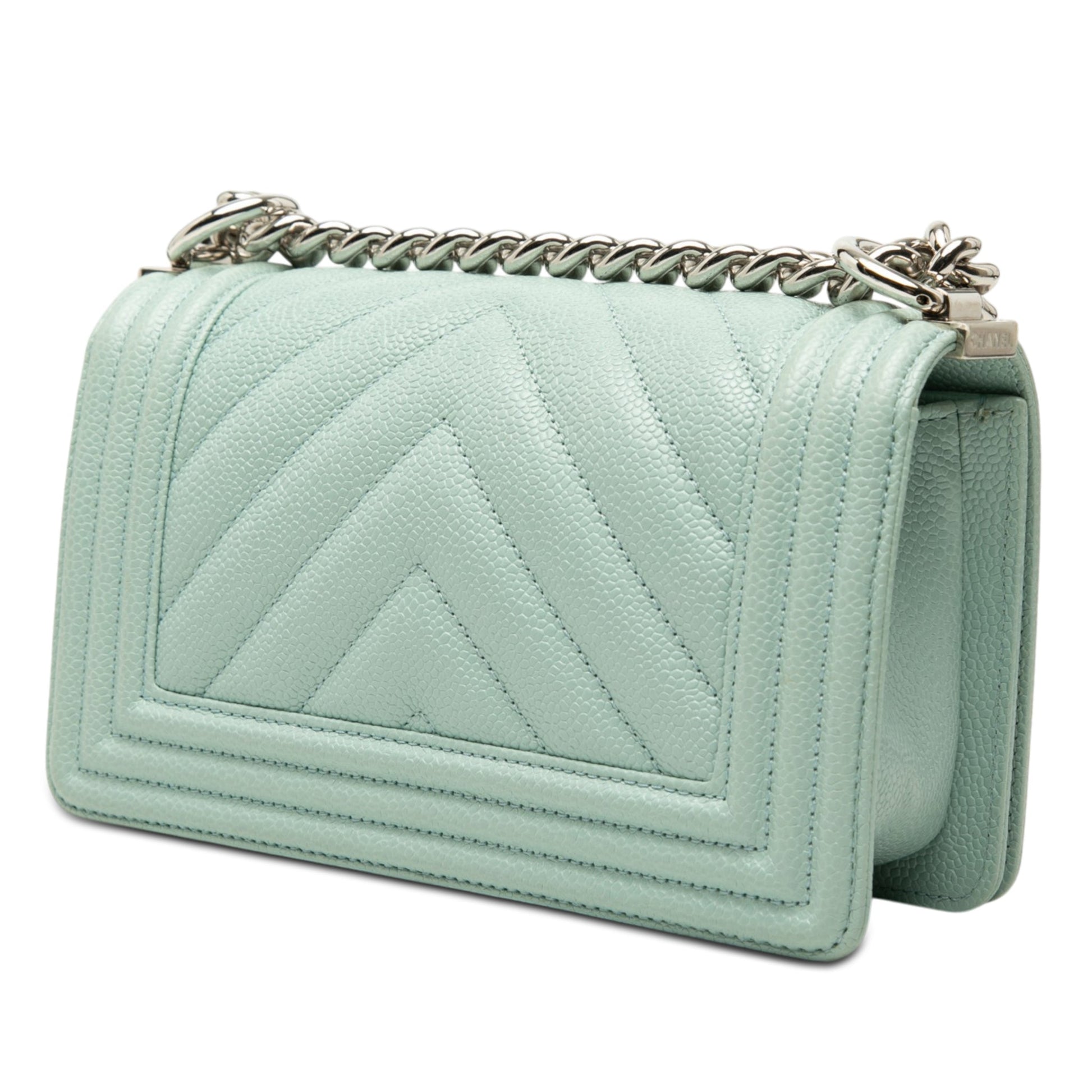 Second hand Chanel Boy Small Caviar Leather Chevron Flap Shoulder Bag Green - Tabita Bags