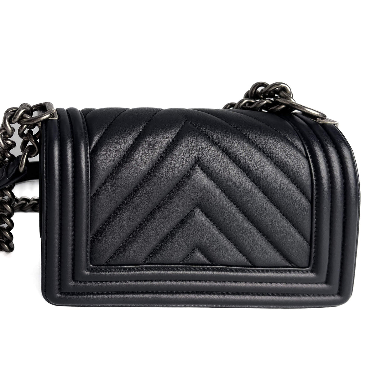 Second hand Chanel Boy Small Chevron Leather Flap Bag Navy - Tabita Bags