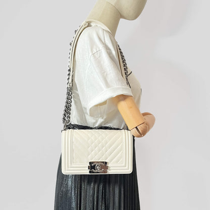 Second hand Chanel Boy Small Chevron Leather Flap Bag White - Tabita Bags