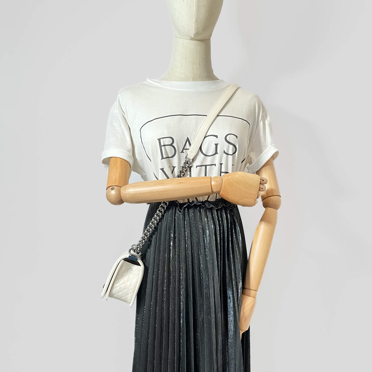 Second hand Chanel Boy Small Chevron Leather Flap Bag White - Tabita Bags
