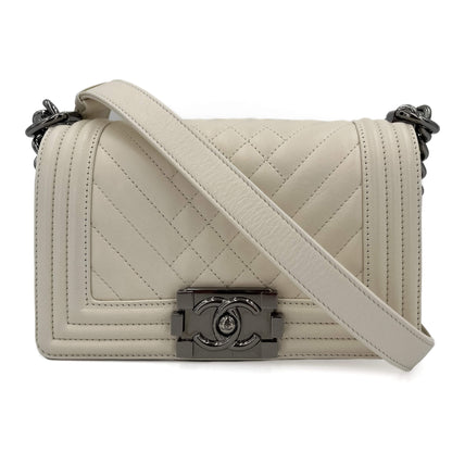 Second hand Chanel Boy Small Chevron Leather Flap Bag White - Tabita Bags