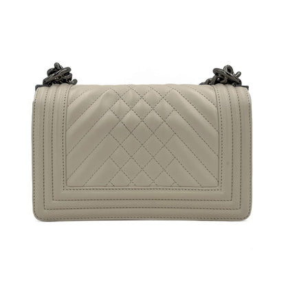 Second hand Chanel Boy Small Chevron Leather Flap Bag White - Tabita Bags