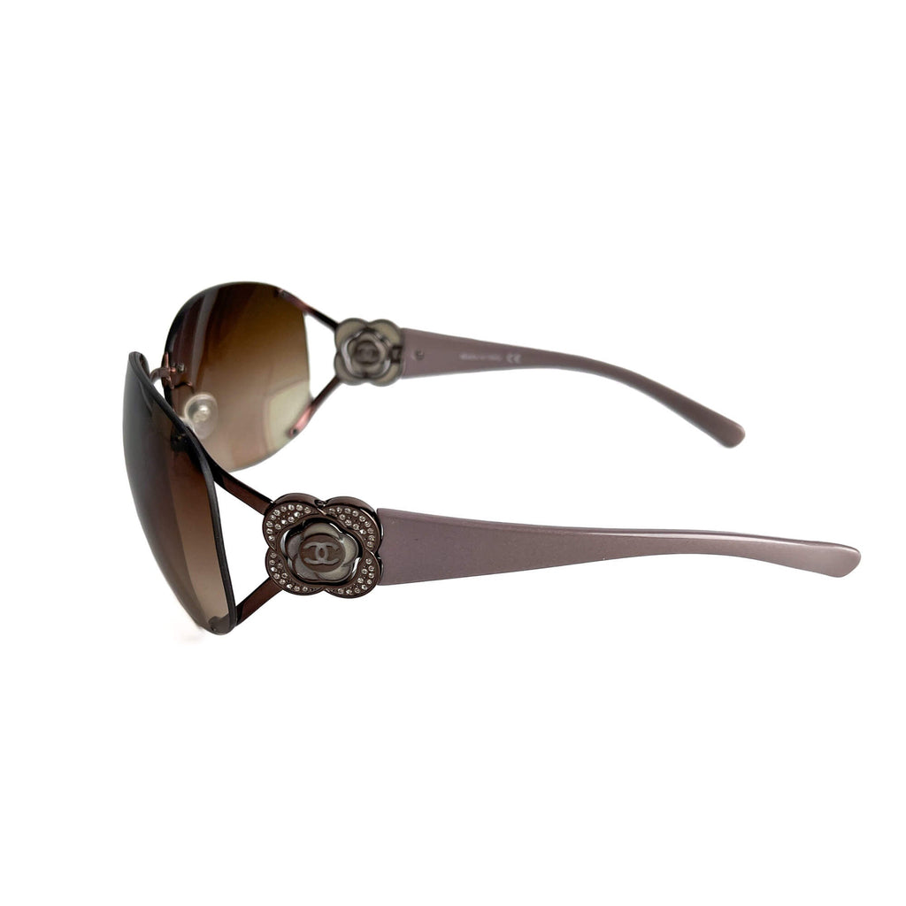 Second hand Chanel Camelia Shield Acetate Sunglasses Purple - Tabita Bags