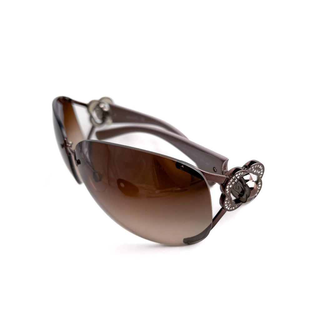 Second hand Chanel Camelia Shield Acetate Sunglasses Purple - Tabita Bags
