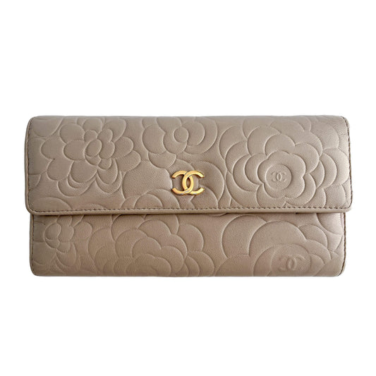 Second hand Chanel Camellia Lambskin Leather Embossed Long Flap Wallet Grey - Tabita Bags