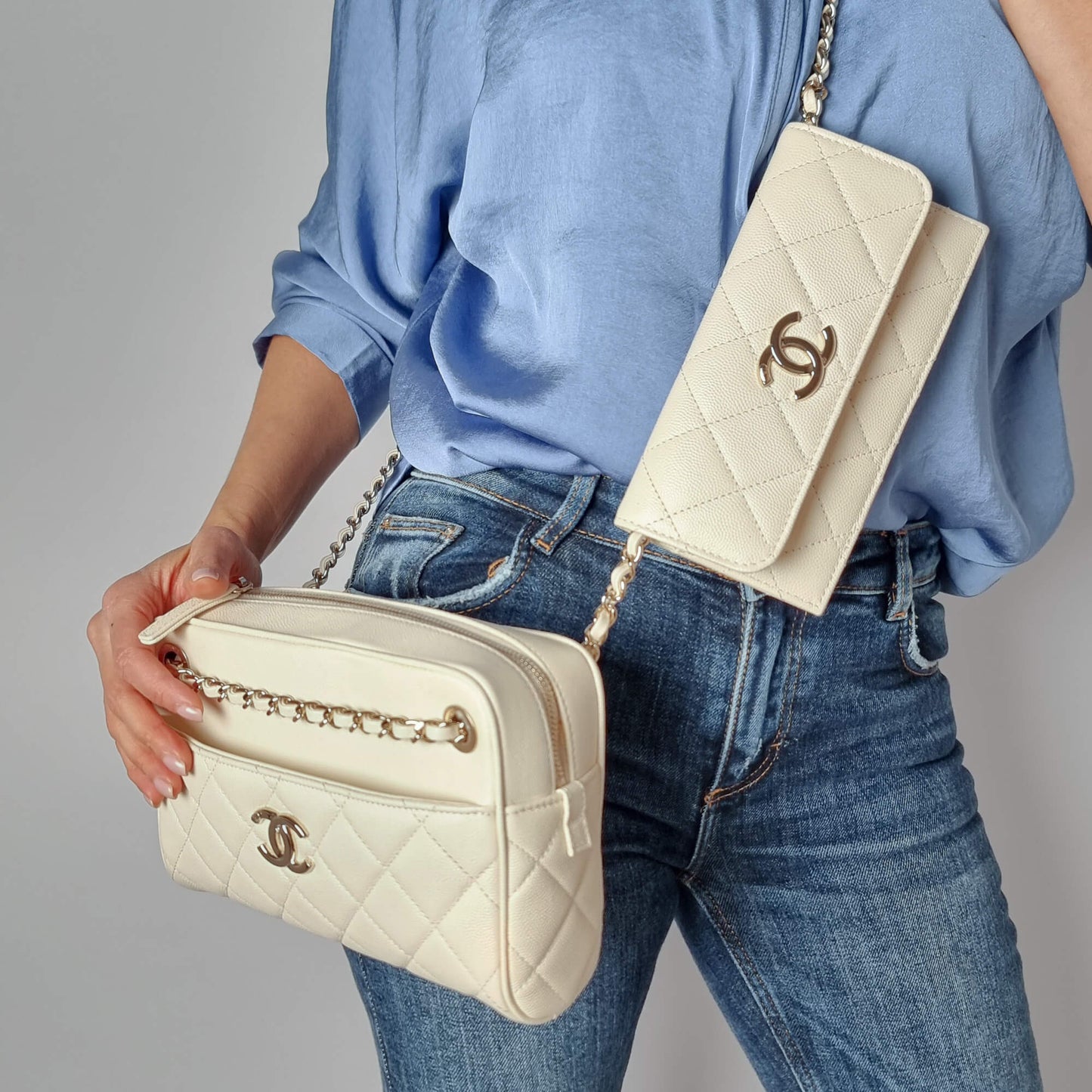 Second hand Chanel Camera Crossbody Caviar Leather Off - White - Tabita Bags