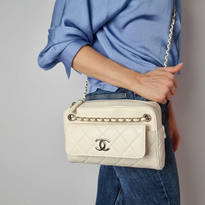 Second hand Chanel Camera Crossbody Caviar Leather Off - White - Tabita Bags