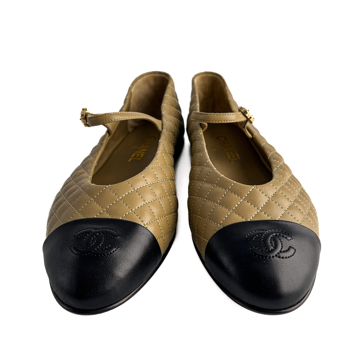 Second hand Chanel Cap - Toe Calfskin Leather Quilted Ballet Flats Bicolor - Tabita Bags