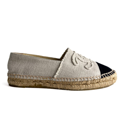 Second hand Chanel Cap - Toe Flap Cotton Flat Espadrille 40 Black & White - Tabita Bags