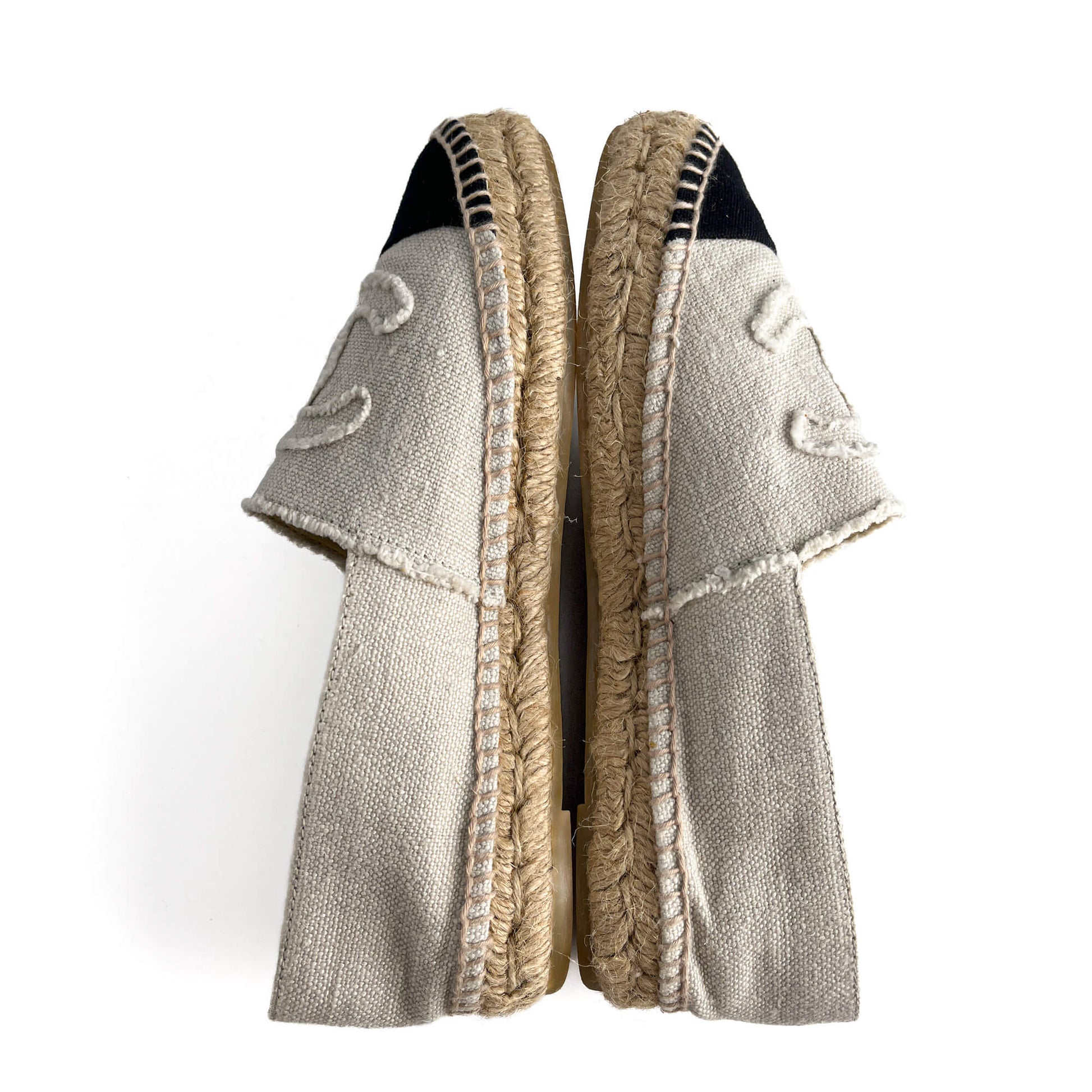 Second hand Chanel Cap - Toe Flap Cotton Flat Espadrille 40 Black & White - Tabita Bags