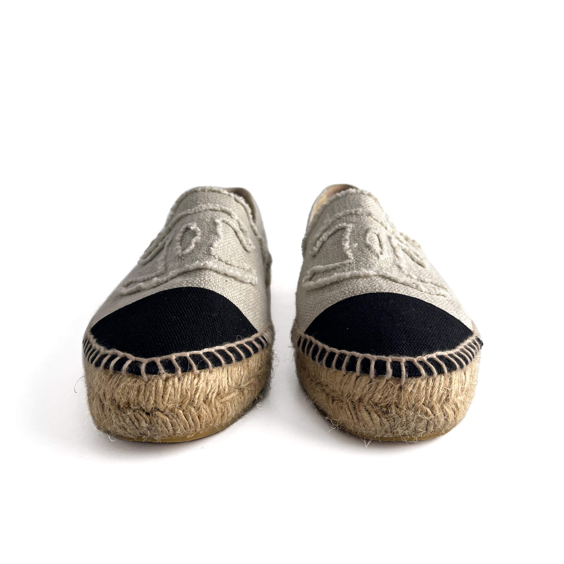 Second hand Chanel Cap - Toe Flap Cotton Flat Espadrille 40 Black & White - Tabita Bags