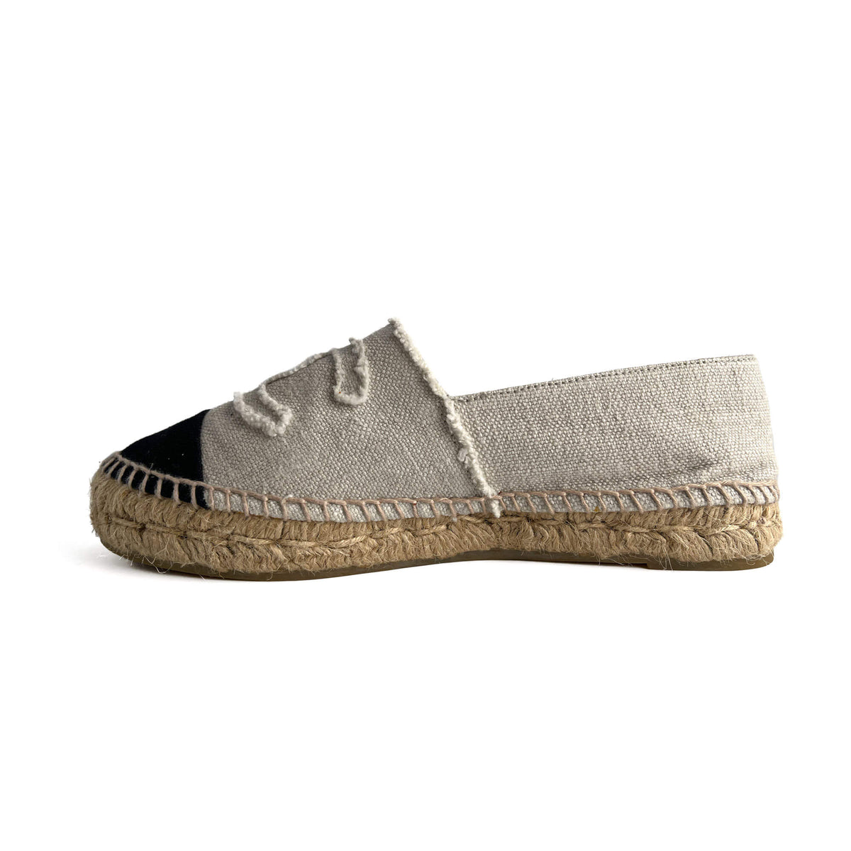 Second hand Chanel Cap - Toe Flap Cotton Flat Espadrille 40 Black & White - Tabita Bags