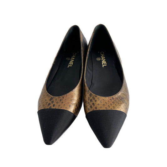 Second hand Chanel Cap - Toe Leather Printed Ballet Flats 40C Metallic Snake - Tabita Bags