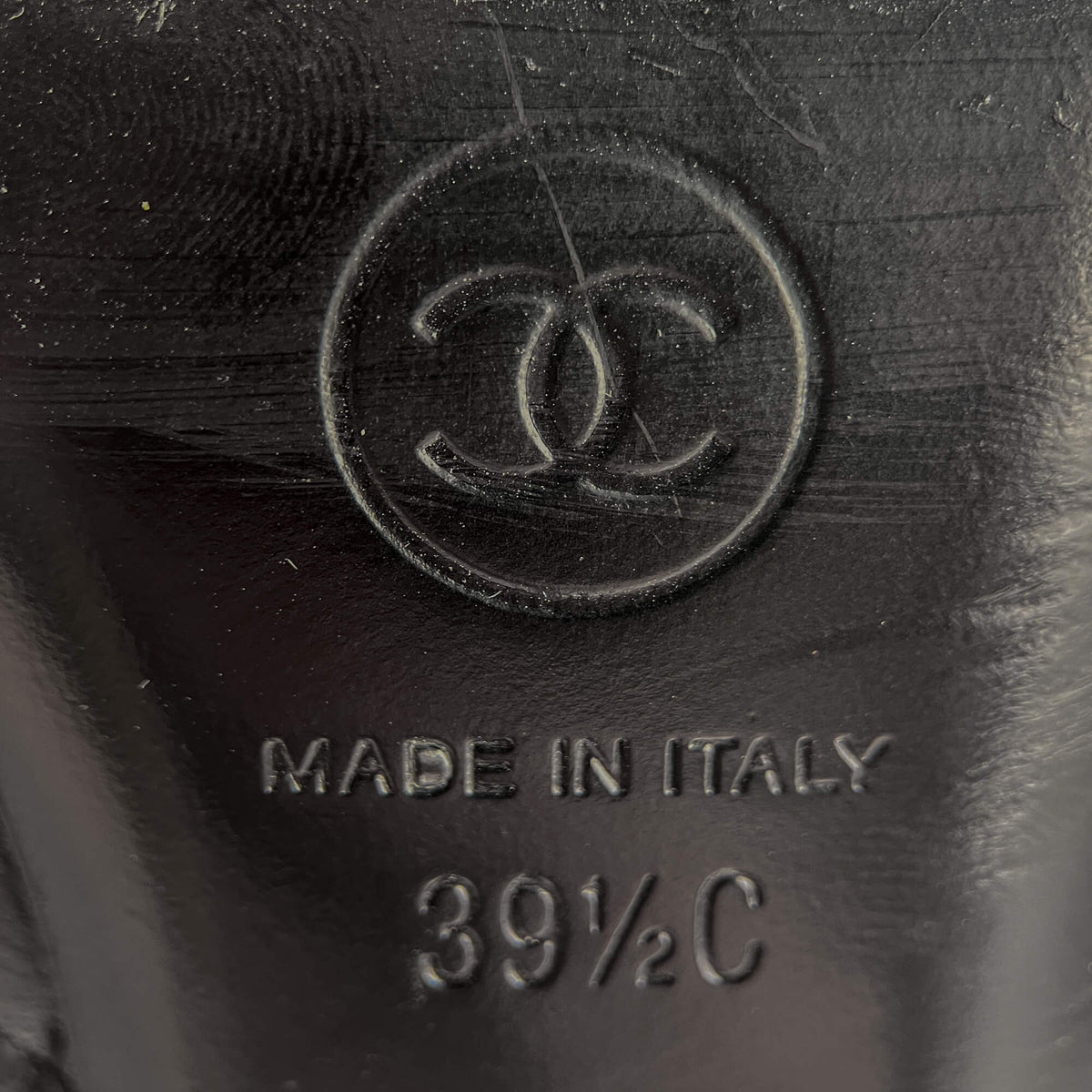Second hand Chanel Cap - Toe Matelassè Leather High Heel Pump 39 1/2 C Black - Tabita Bags