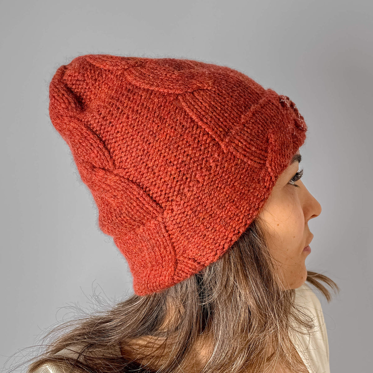Second hand Chanel Cashmere Hat Brique - Tabita Bags