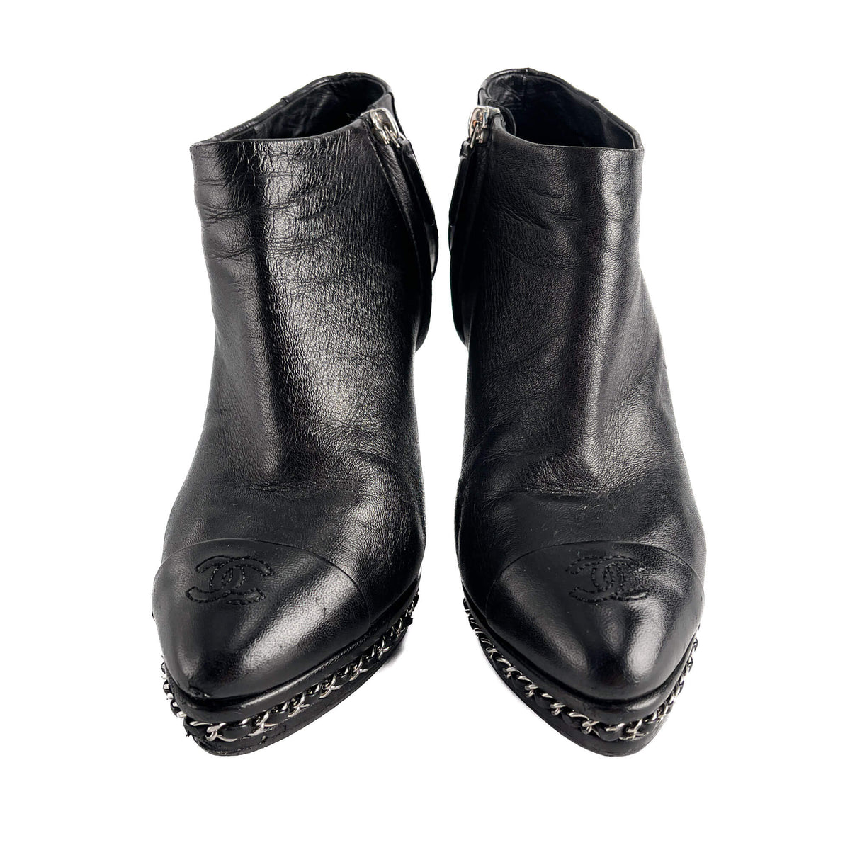 Second hand Chanel CC 110 Leather Chain Embellished Platform Ankle Boots 38.5 Black - Tabita Bags