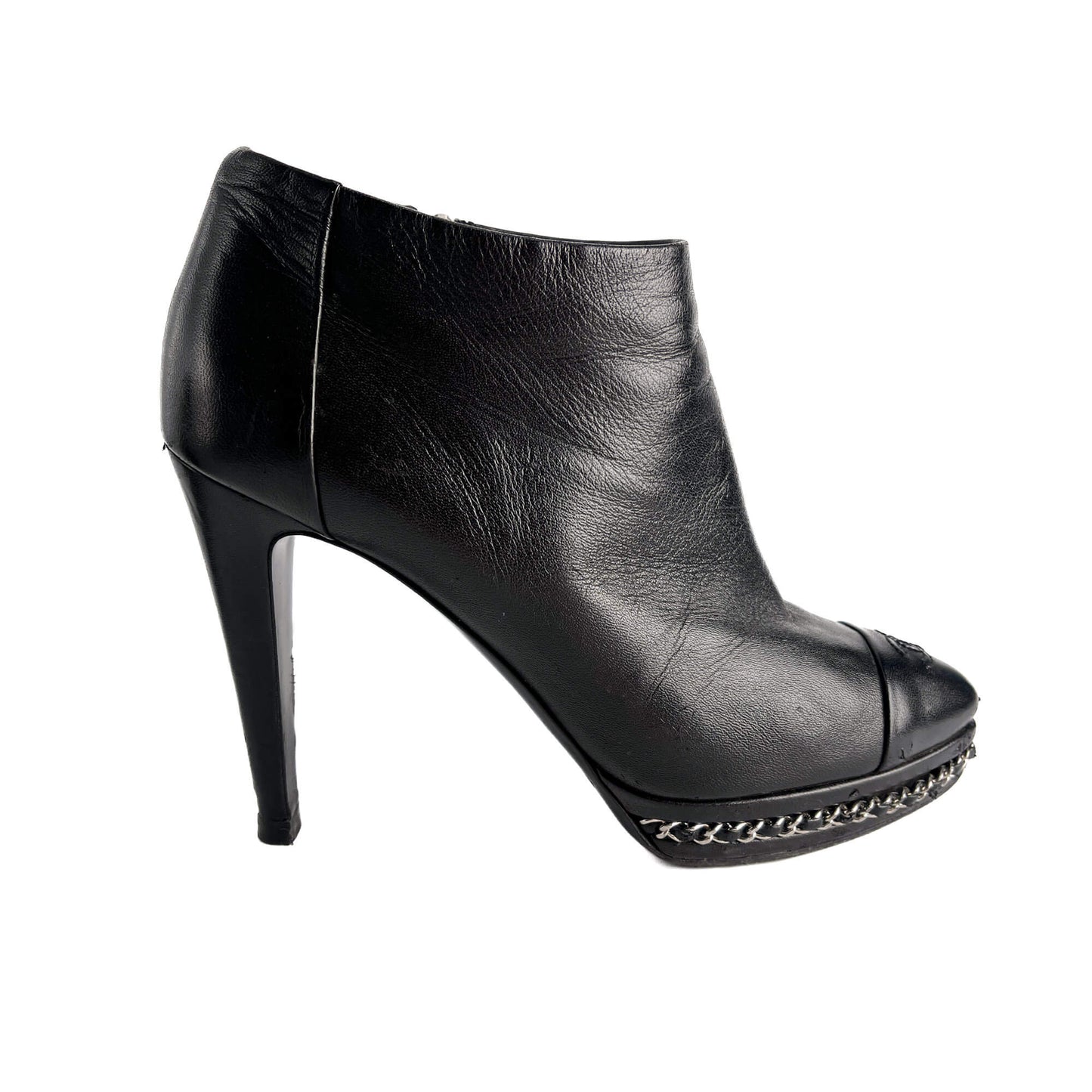 Second hand Chanel CC 110 Leather Chain Embellished Platform Ankle Boots 38.5 Black - Tabita Bags