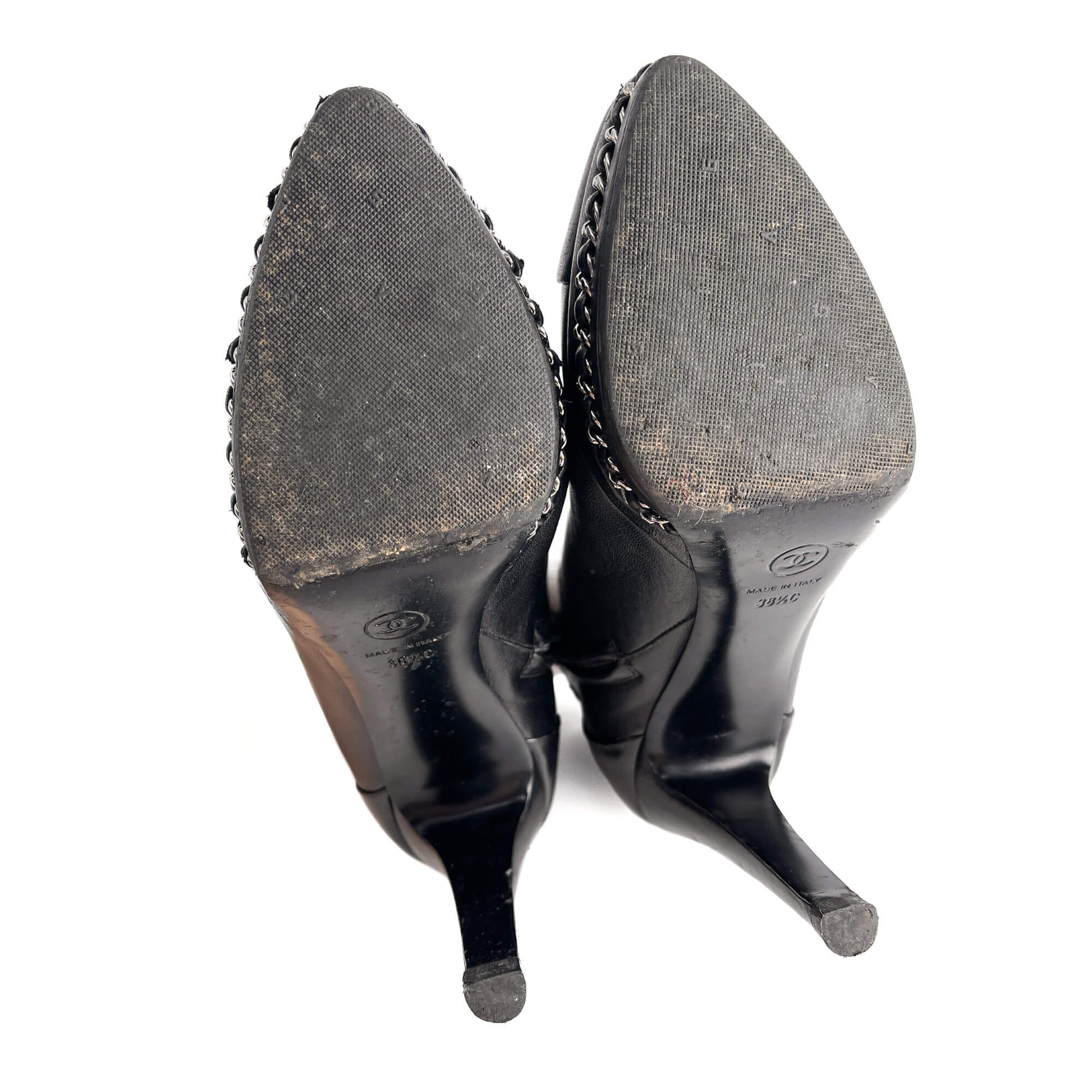 Second hand Chanel CC 110 Leather Chain Embellished Platform Ankle Boots 38.5 Black - Tabita Bags