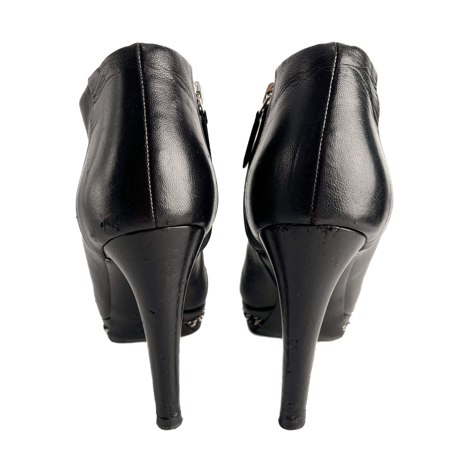 Second hand Chanel CC 110 Leather Chain Embellished Platform Ankle Boots 38.5 Black - Tabita Bags