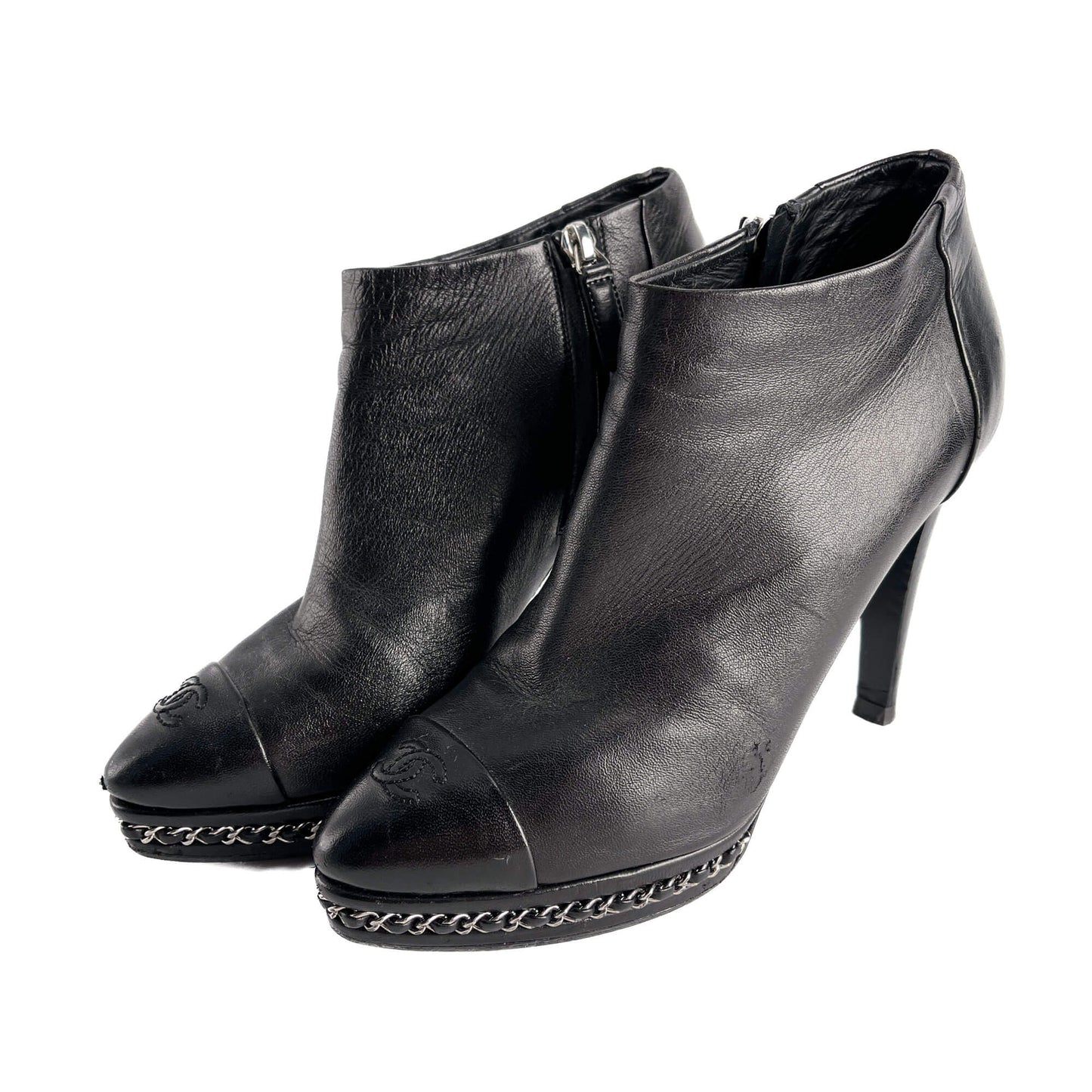 Second hand Chanel CC 110 Leather Chain Embellished Platform Ankle Boots 38.5 Black - Tabita Bags