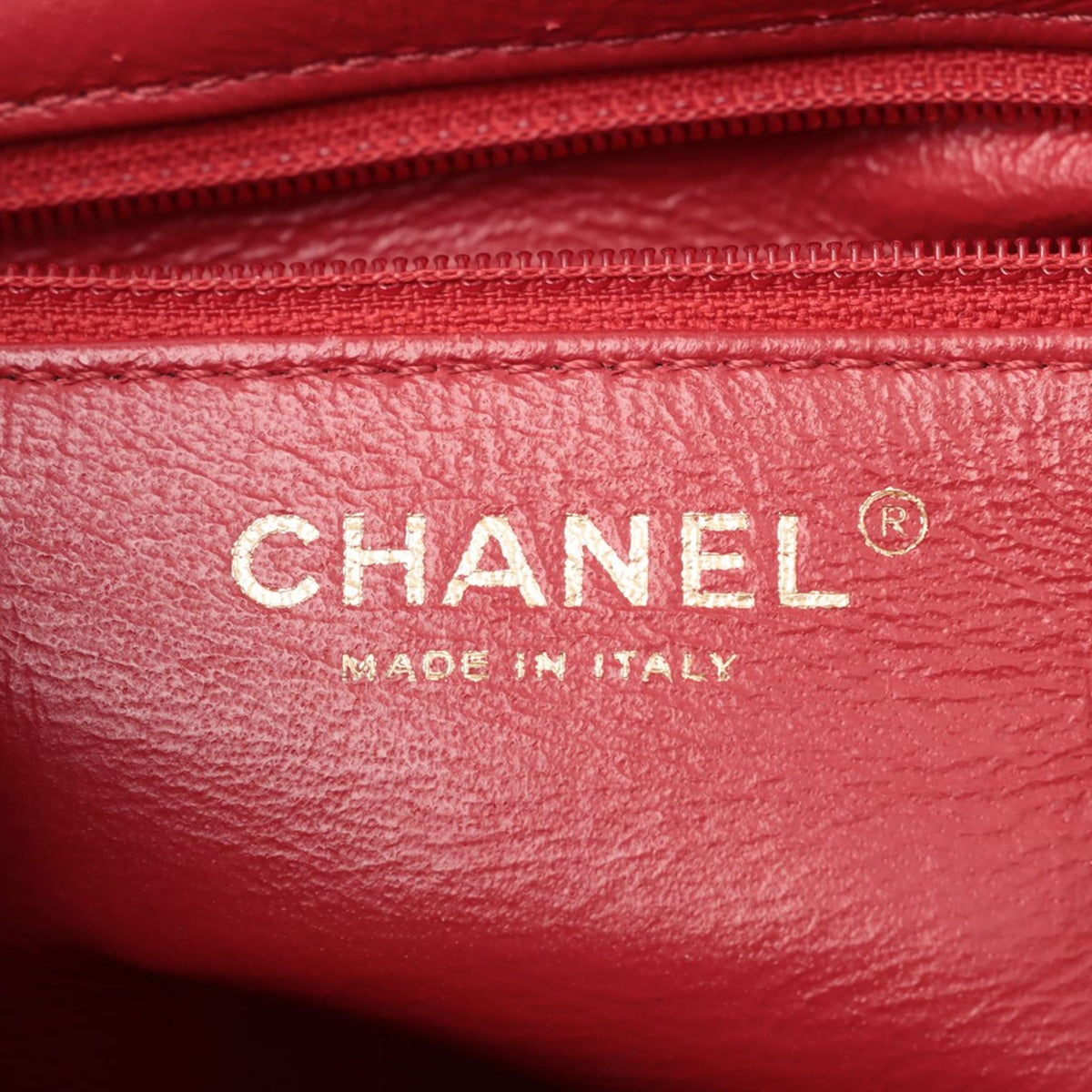 Second hand Chanel CC Filigree Caviar Leather Quilted Backpack Red - Tabita Bags