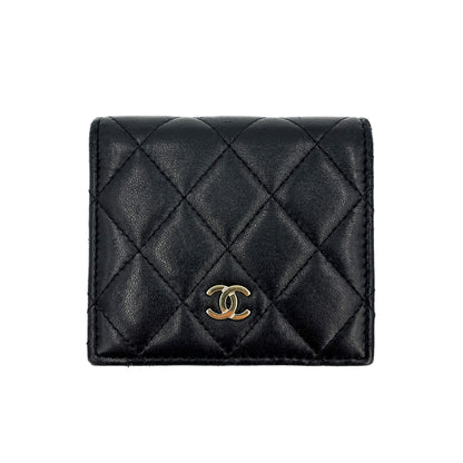 Second hand Chanel CC Lambskin Leather Cards Holder Black - Tabita Bags