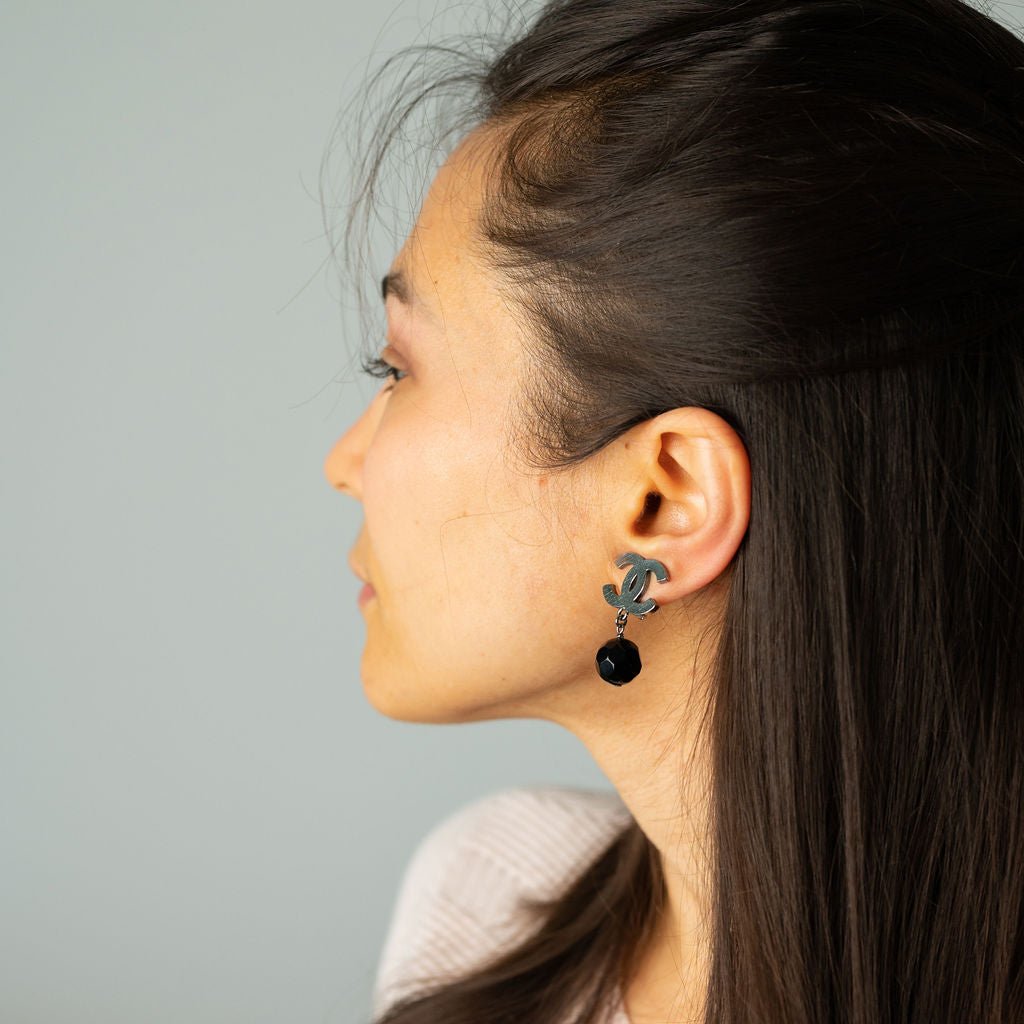 Second hand Chanel CC Metal & Bead - embellished PCO Earrings Black - Tabita Bags