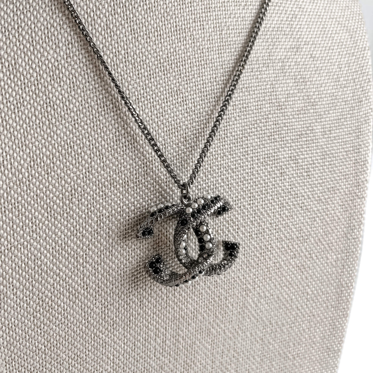 Second hand Chanel CC Metal Necklace Bicolor - Tabita Bags