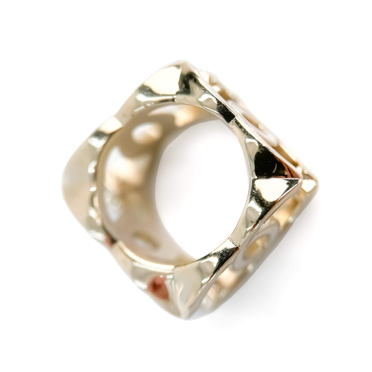 Second hand Chanel CC Metal Ring White - Tabita Bags
