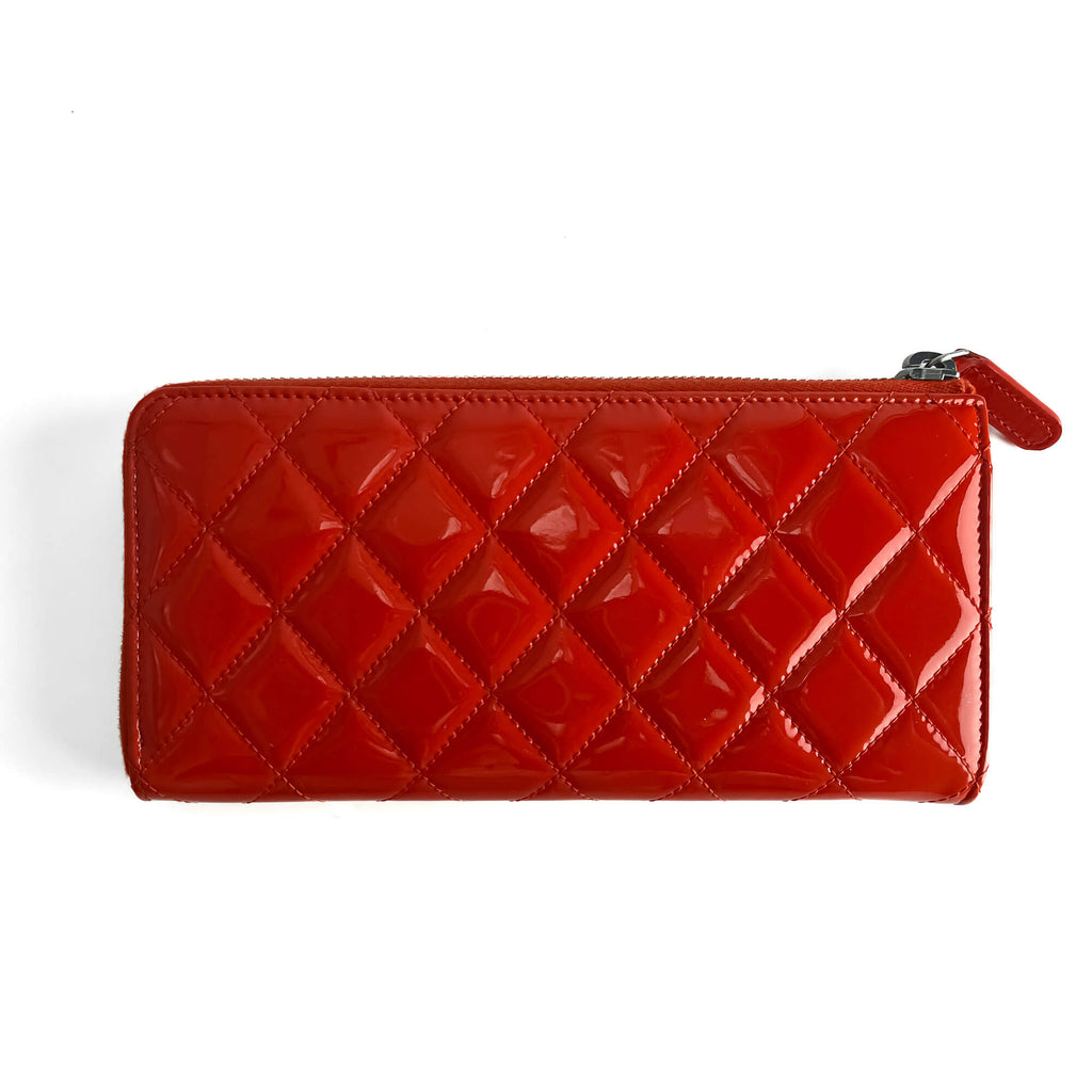 Second hand Chanel CC Quilted Patent Leather Long Zip Around Wallet Coral Red - Tabita Bags