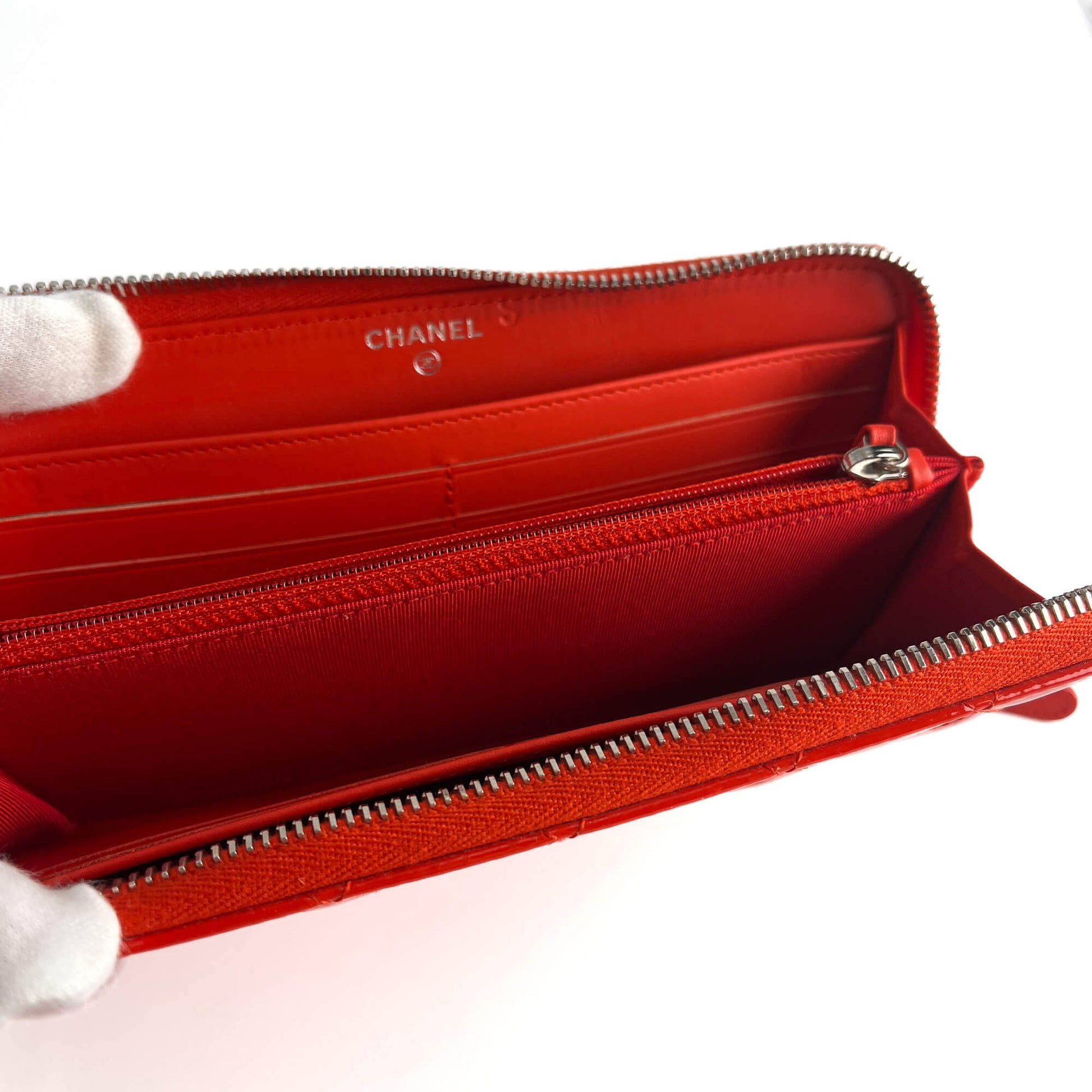 Second hand Chanel CC Quilted Patent Leather Long Zip Around Wallet Coral Red - Tabita Bags