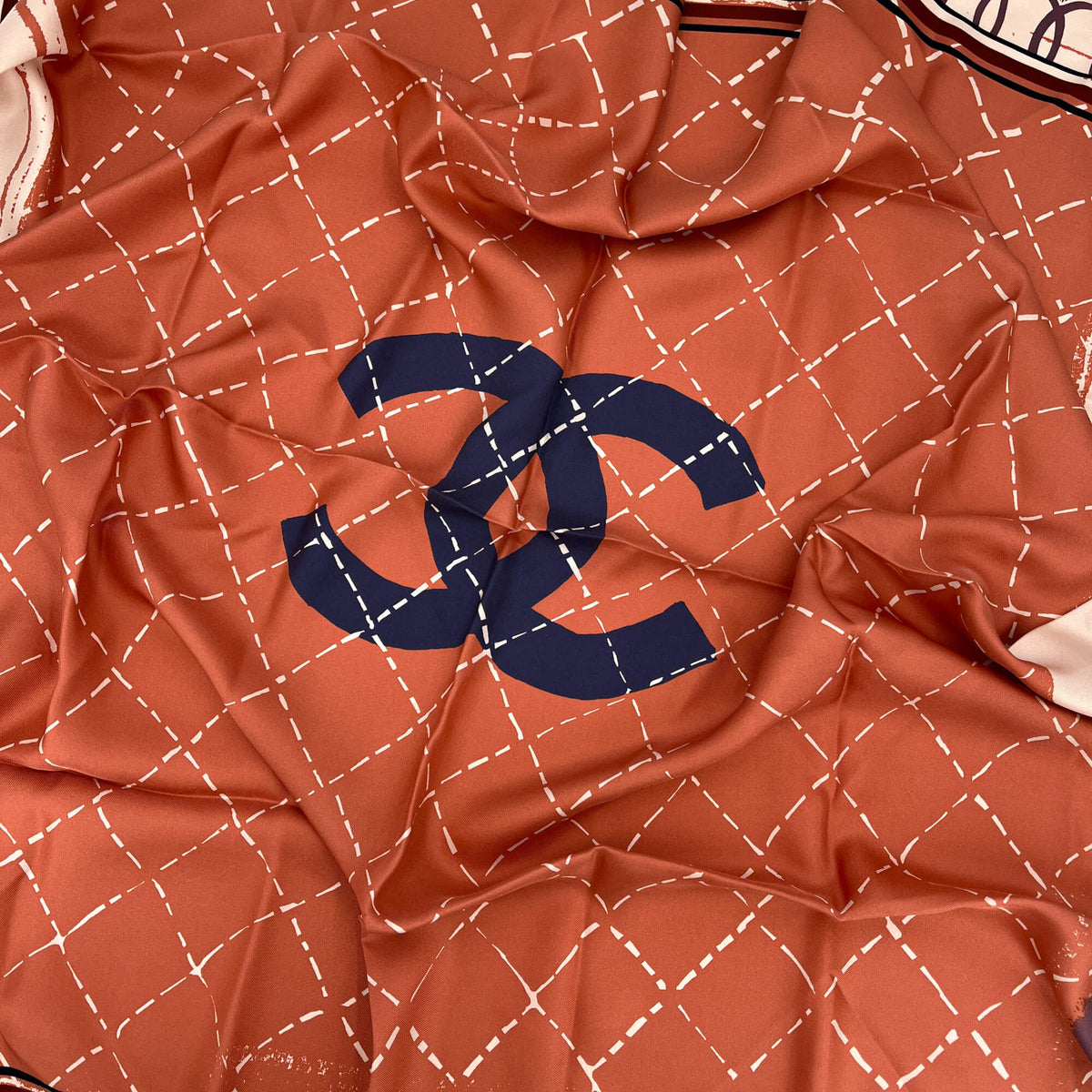 Second hand Chanel CC Silk Foulard Dust Pink - Tabita Bags