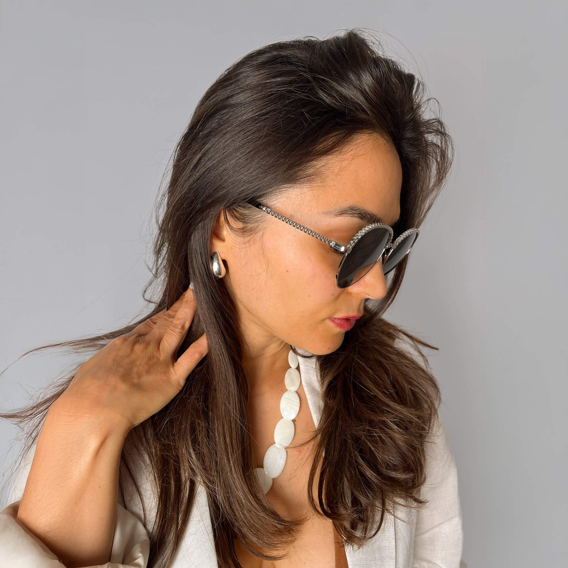 Second hand Chanel Chain Metal Sunglasses Black - Tabita Bags