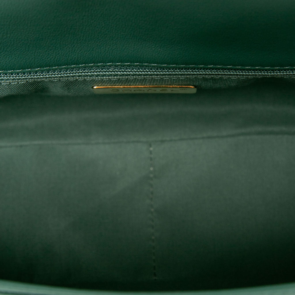 Second hand Chanel CHANEL 19 Large Lambskin Leather Matelassè Flap Handbag Green - Tabita Bags