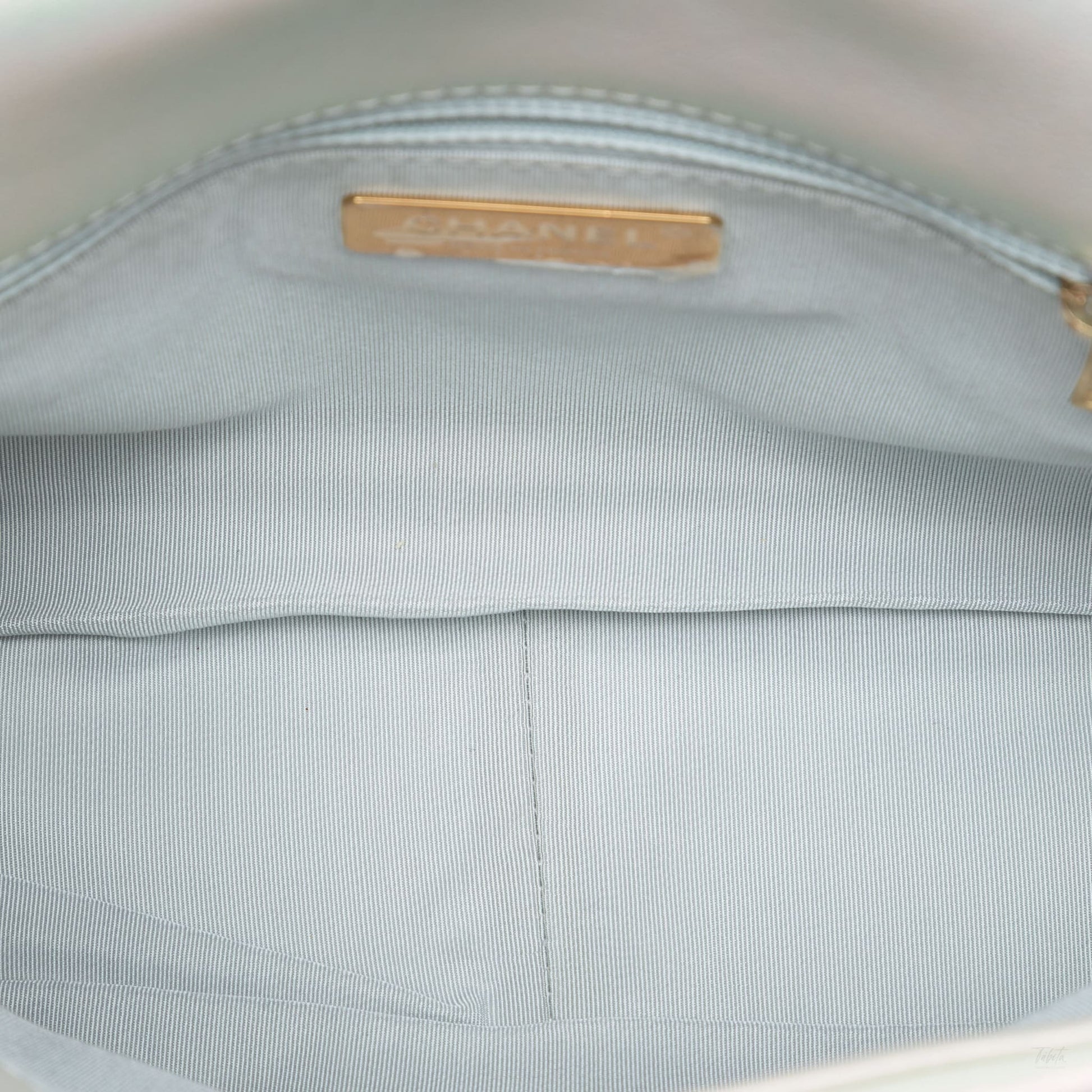 Second hand Chanel CHANEL 19 Large Lambskin Leather Matelassè Flap Handbag Iridescent Silver - Tabita Bags