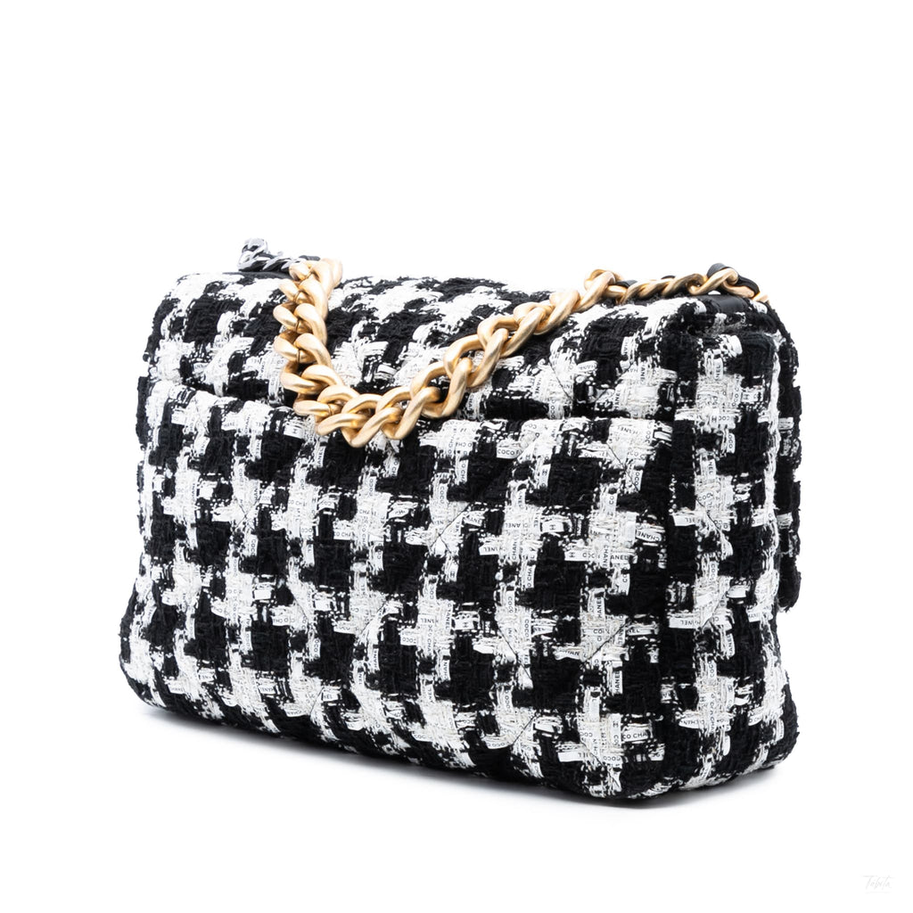 Second hand Chanel CHANEL 19 Large Tweed Matelassè Flap Handbag Bicolor - Tabita Bags