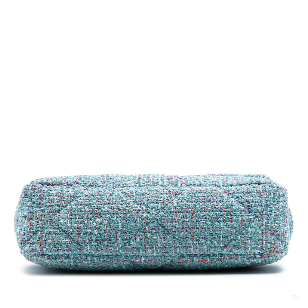 Second hand Chanel CHANEL 19 Large Tweed Matelassè Flap Handbag Blue - Tabita Bags