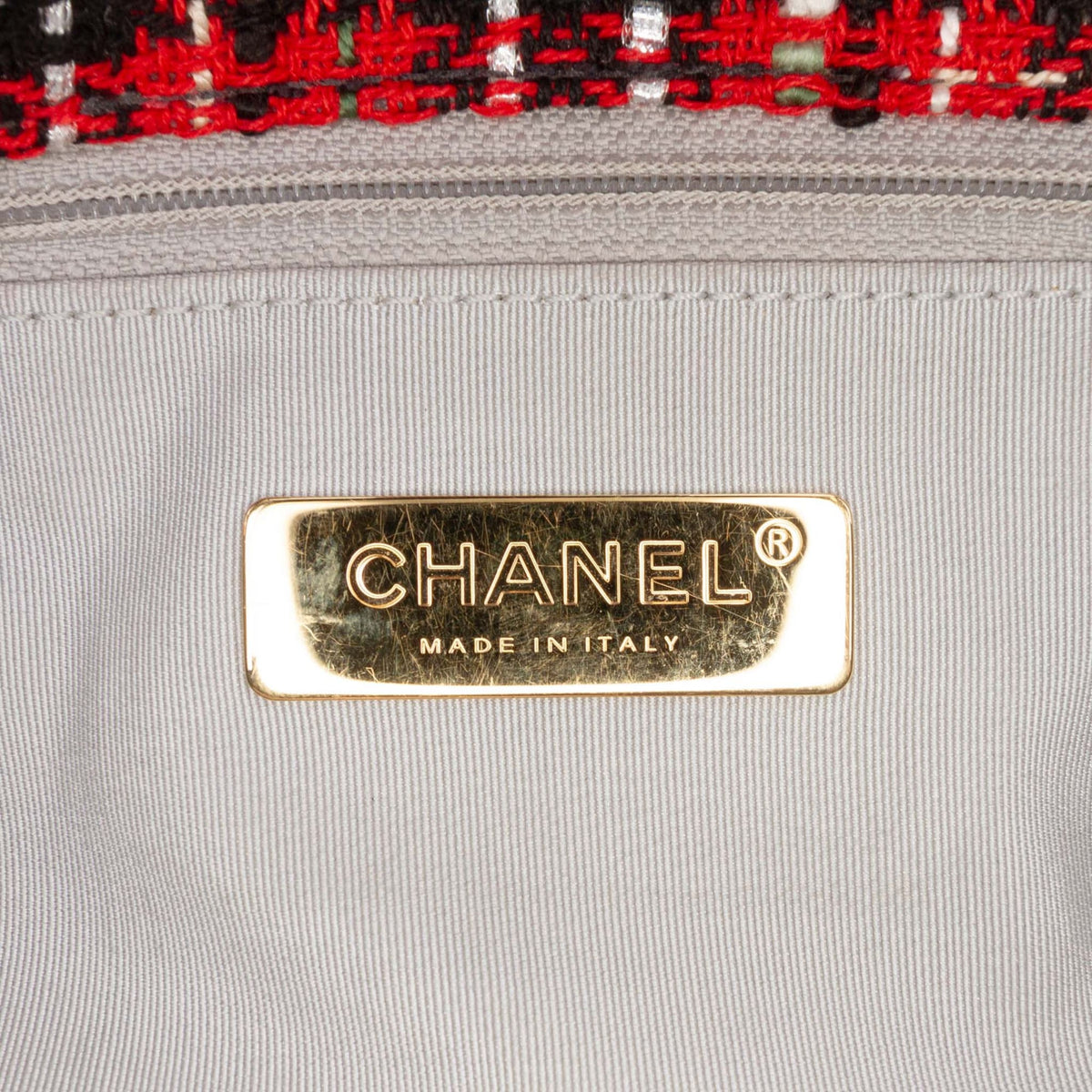 Second hand Chanel CHANEL 19 Large Tweed Matelassè Flap Handbag Red - Tabita Bags