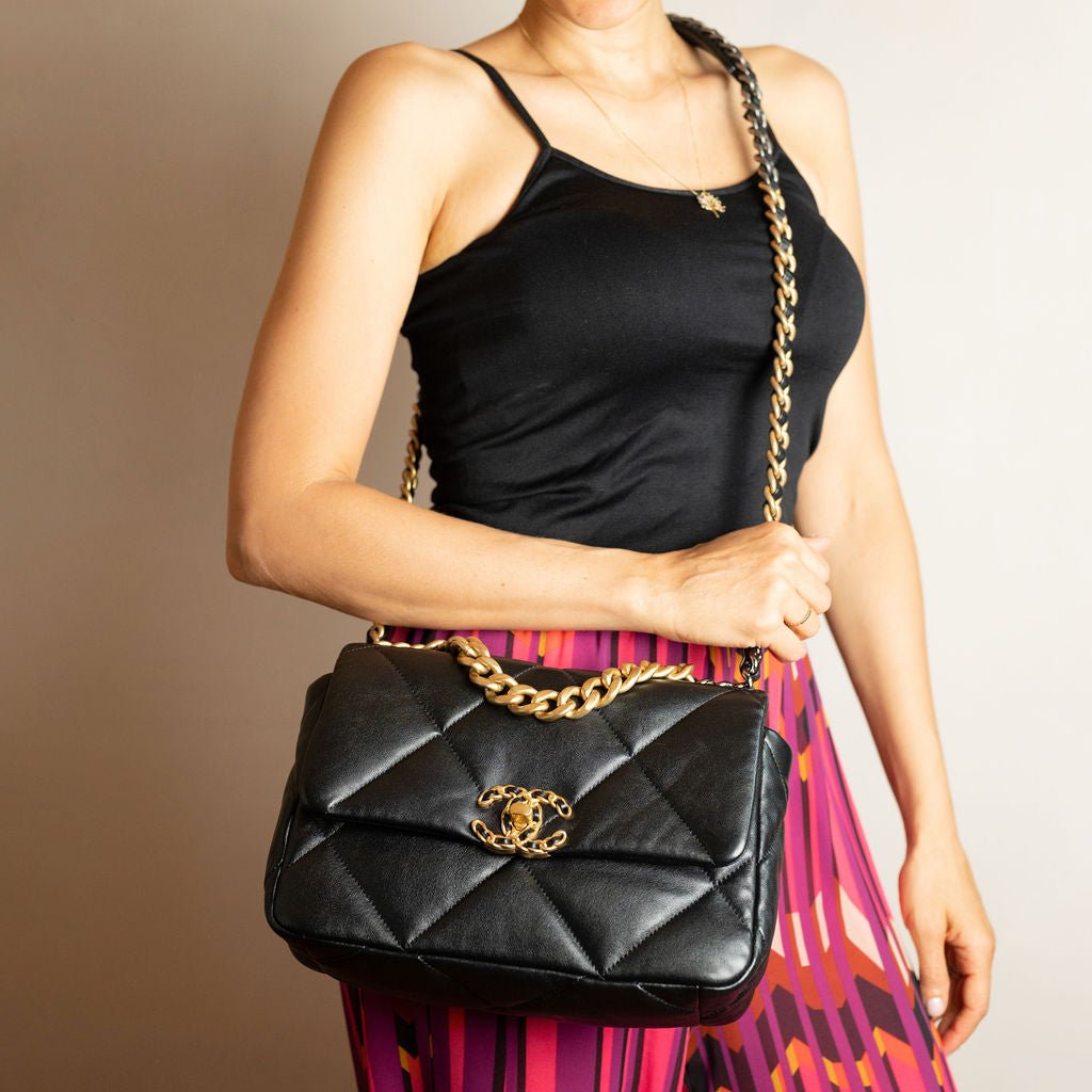 Second hand Chanel CHANEL 19 Medium Lambskin Leather Matelassè Flap Handbag Black - Tabita Bags