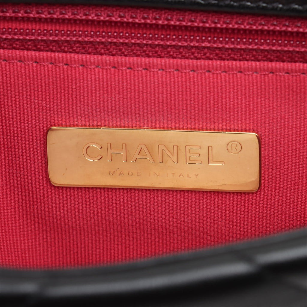 Second hand Chanel CHANEL 19 Medium Lambskin Leather Matelassè Flap Handbag Black - Tabita Bags