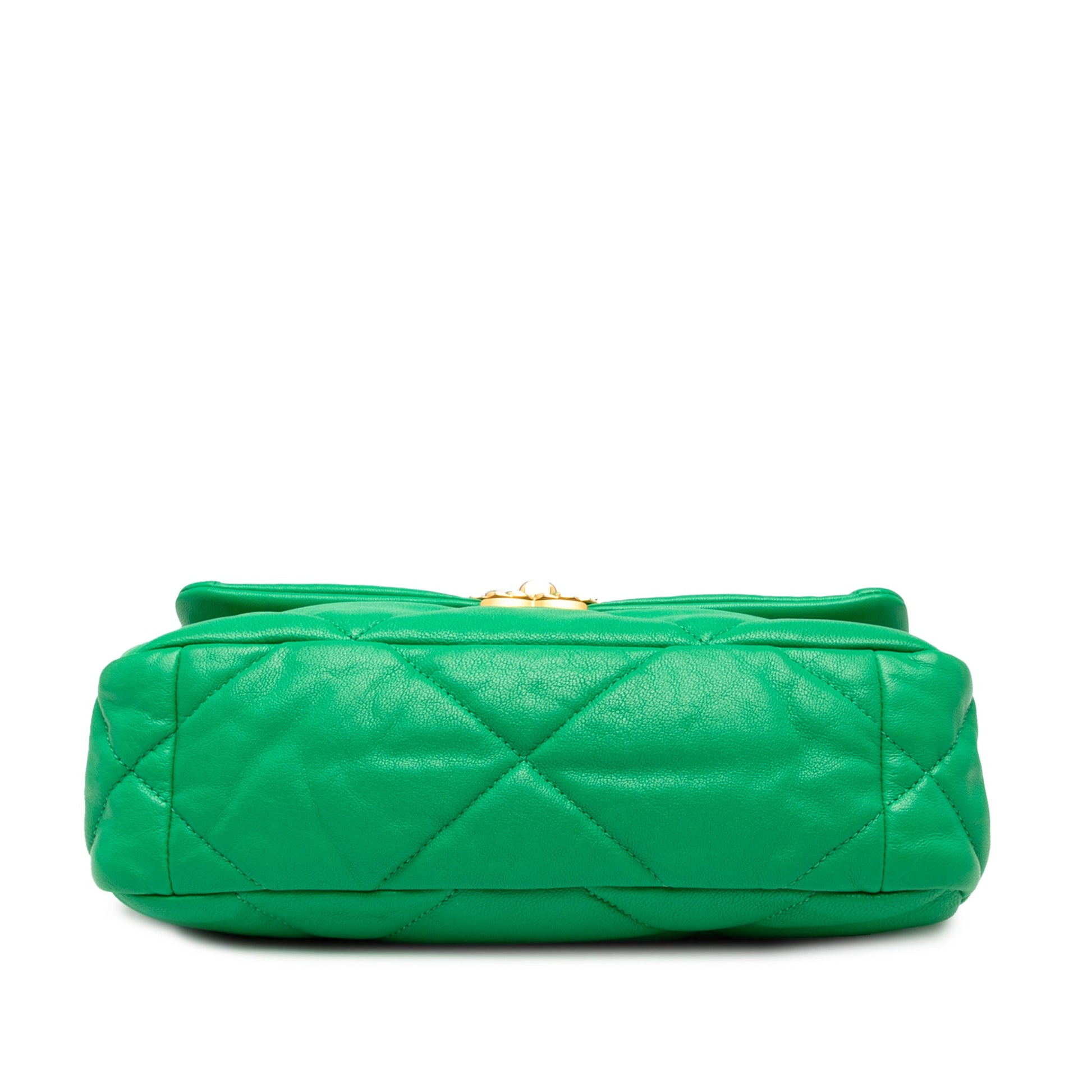 Second hand Chanel CHANEL 19 Medium Lambskin Leather Matelassè Flap Handbag Green - Tabita Bags
