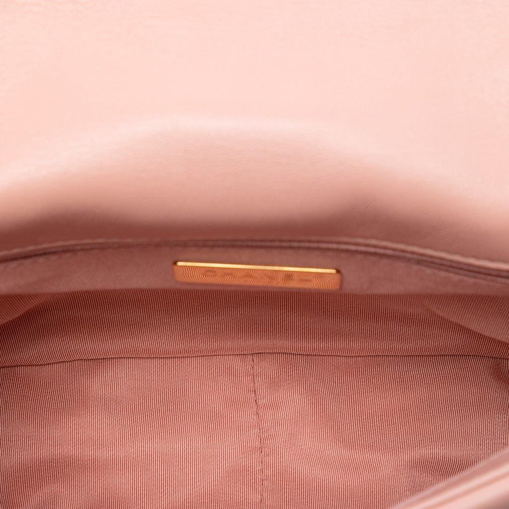 Second hand Chanel CHANEL 19 Medium Lambskin Leather Matelassè Flap Handbag Pink - Tabita Bags