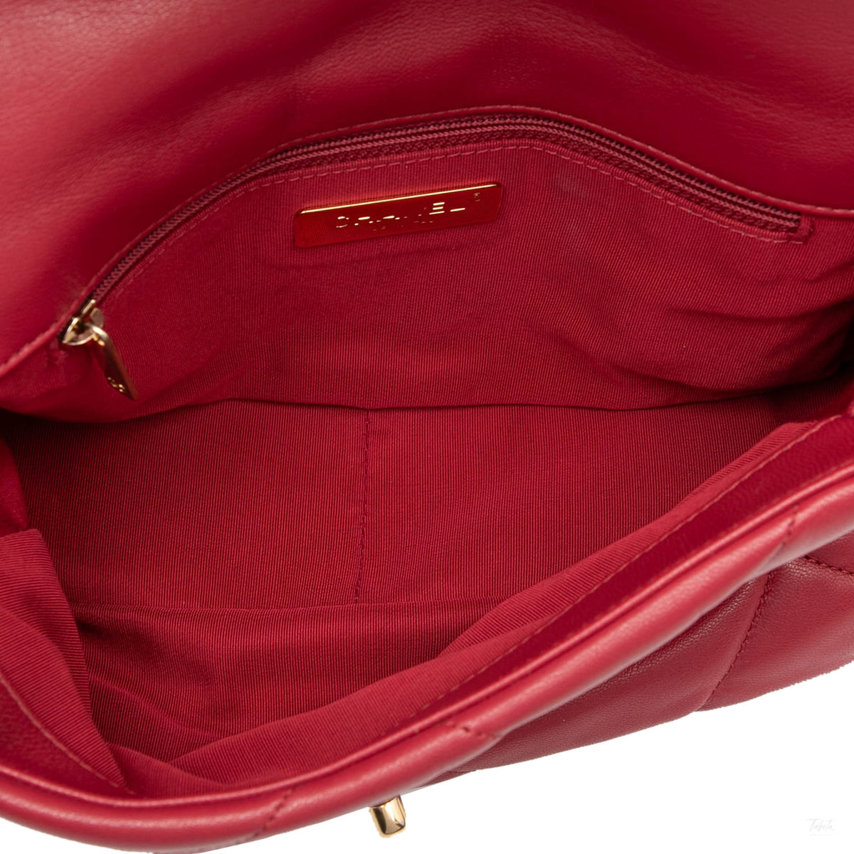 Second hand Chanel CHANEL 19 Medium Lambskin Leather Matelassè Flap Handbag Red - Tabita Bags