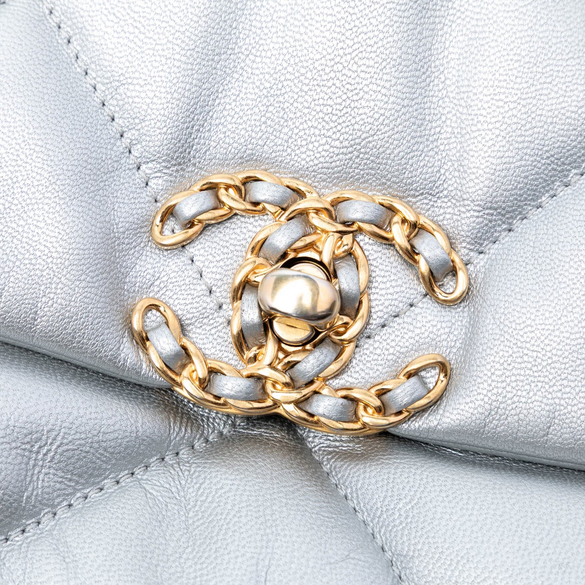 Second hand Chanel CHANEL 19 Medium Lambskin Leather Matelassè Flap Handbag Silver - Tabita Bags