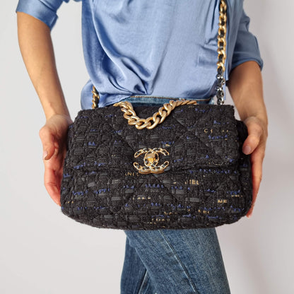 Second hand Chanel CHANEL 19 Medium Matelassè Tweed 2 - Ways Flap Handbag Navy & Black - Tabita Bags